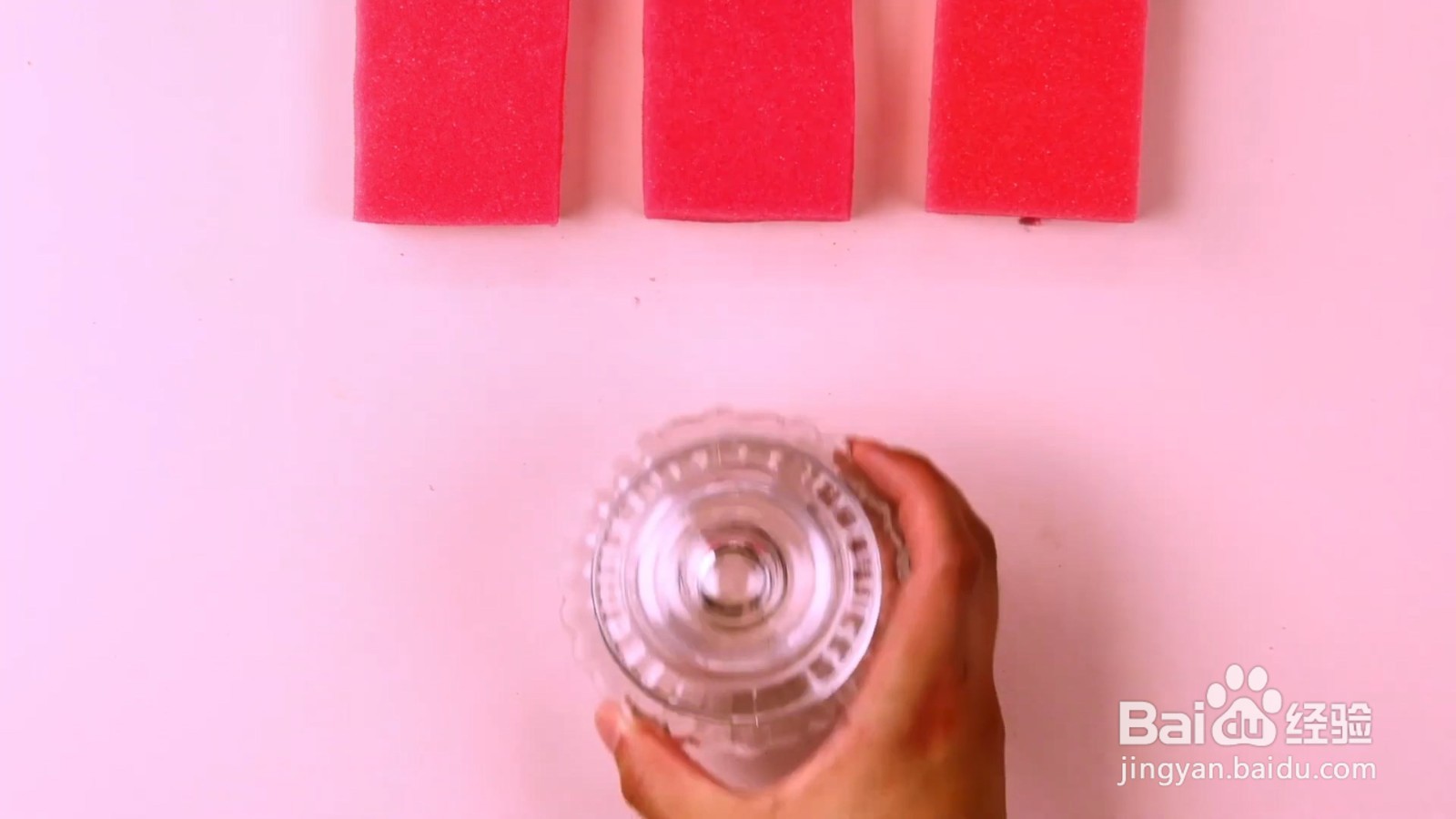 怎样制作便捷的卸甲海绵？