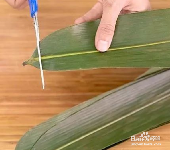 12个月宝宝补维生素辅食---西米紫薯粽子