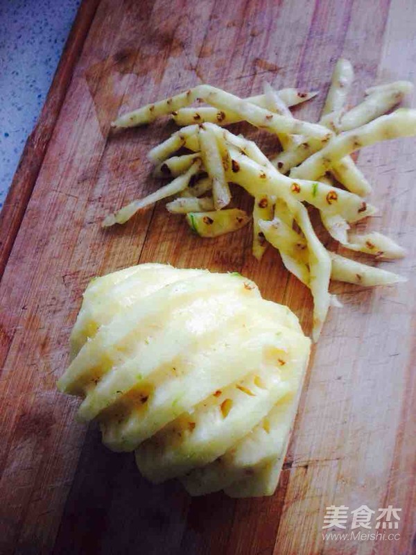 菠萝炒虾仁的做法