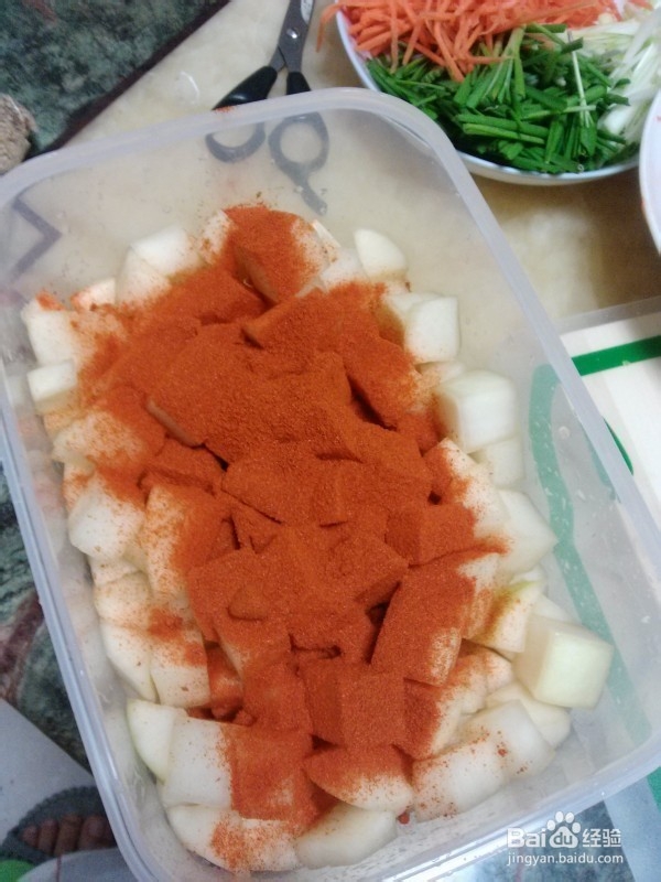 怎么做萝卜块泡菜