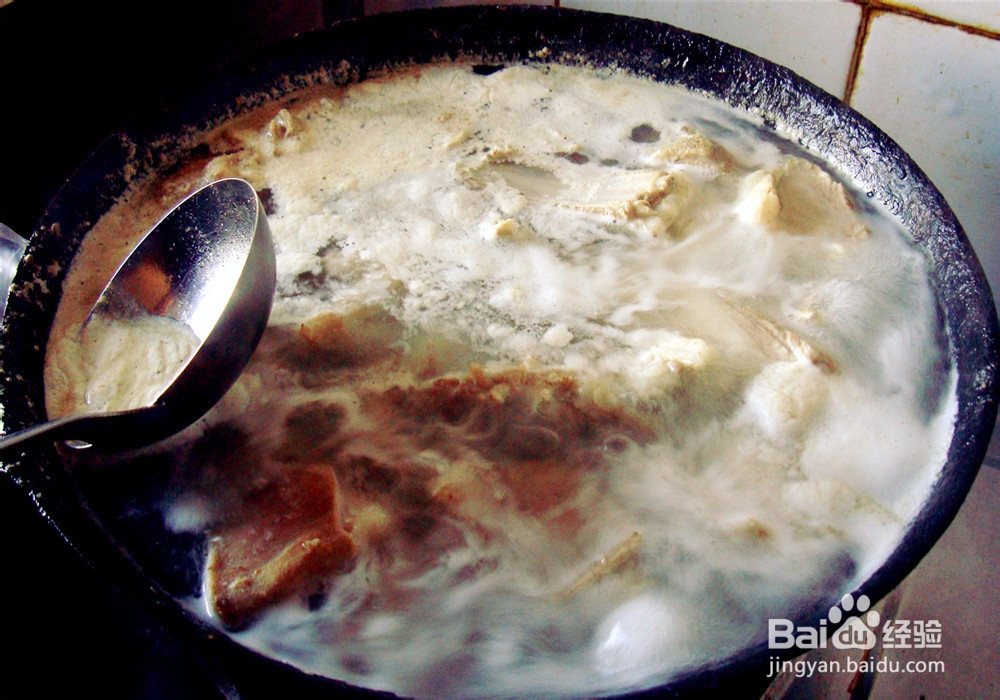 如何烹制色香味俱全的红焖羊排