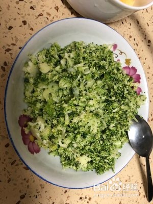 食补养生干贝鸡蛋西兰花藜麦的做法