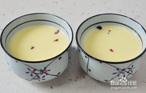 越莓蒸鸡蛋的做法