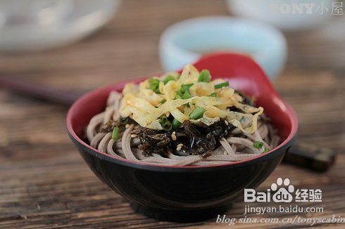 高温天气里我们最想吃的一碗荞麦凉面------面条感悟