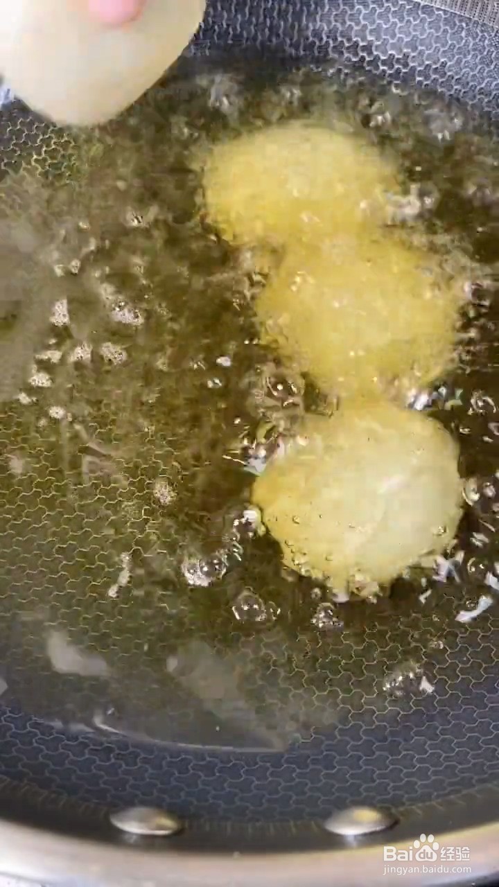 如何制作油炸糕？