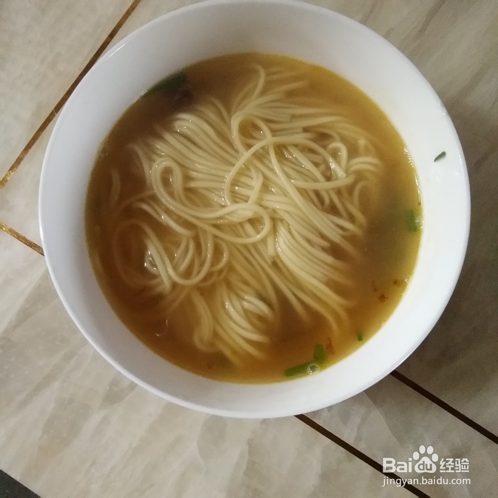 10分钟教你做好早餐鸡蛋面
