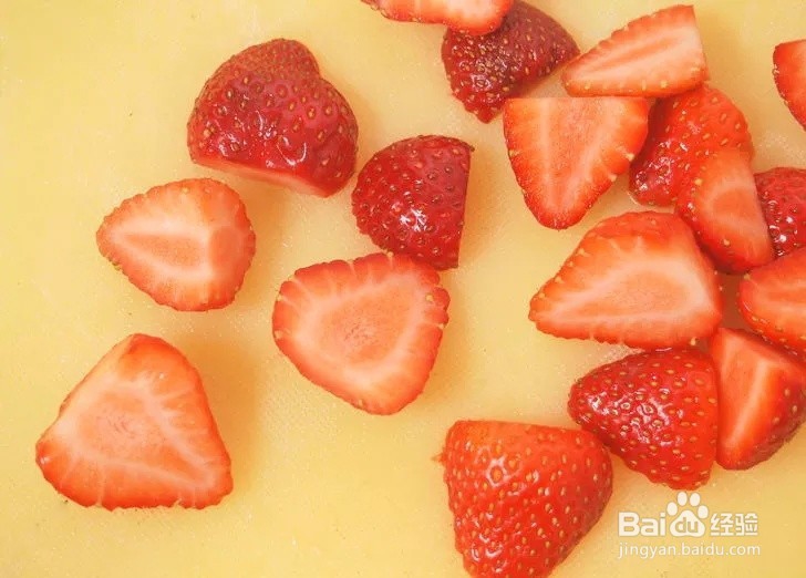 6种办法让你享受冰鲜美味的草莓