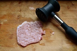 停不下来的葱烧大排如何做？需要什么材料