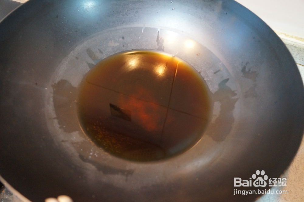 爽脆可口的本帮葱油河虾