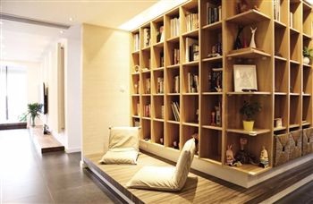 墙面直插书架的施工做法