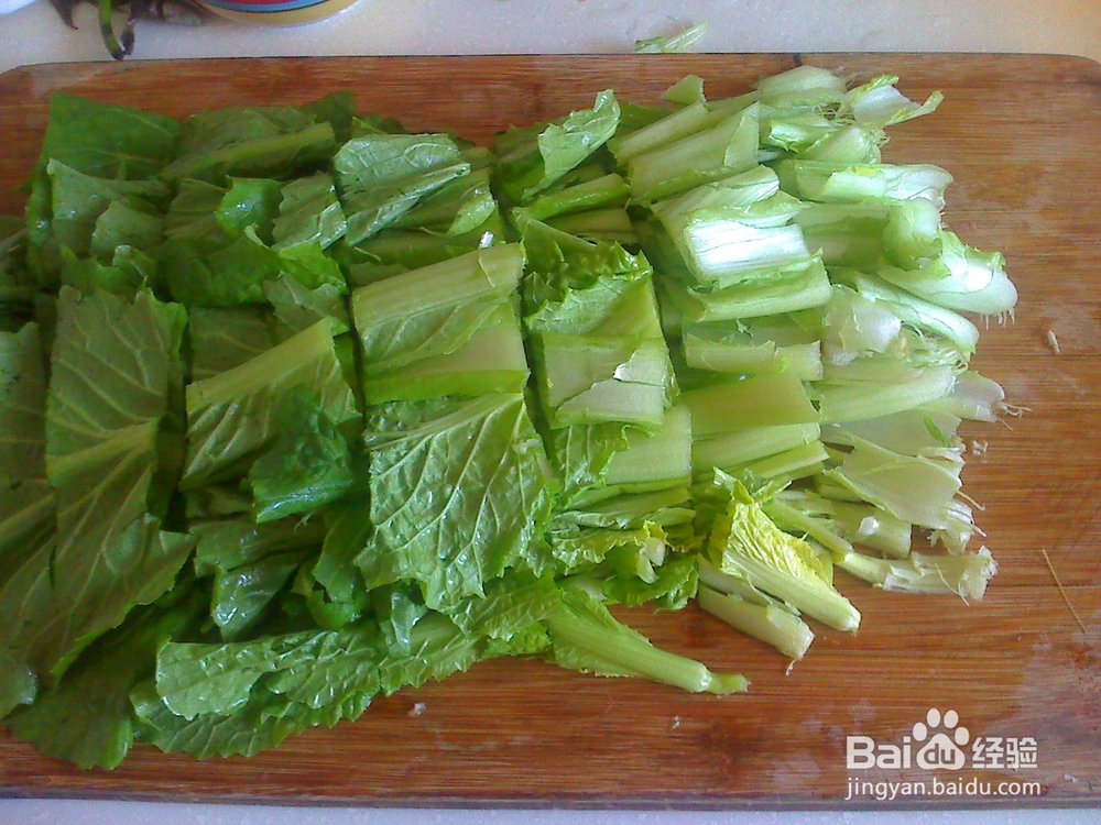 老年人怎样做好小白菜和牛肉的备料