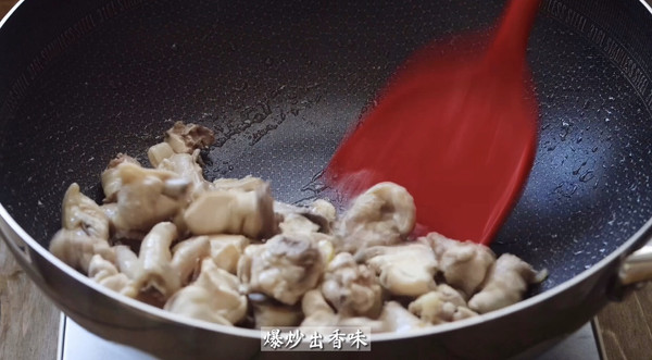 板栗烧鸡鸡肉鲜嫩