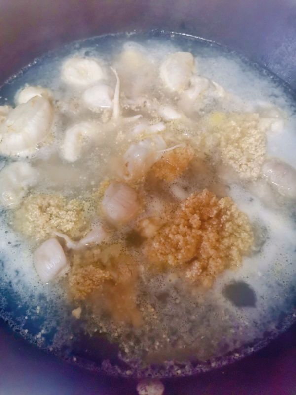 红烧鱼籽鱼泡炖豆腐