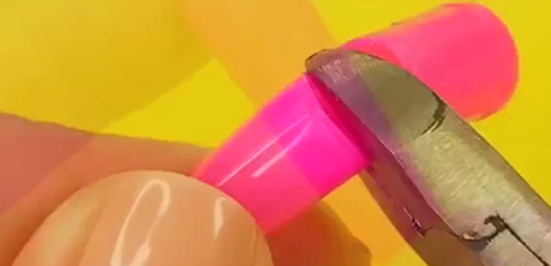 怎么给芭比制作奶昔