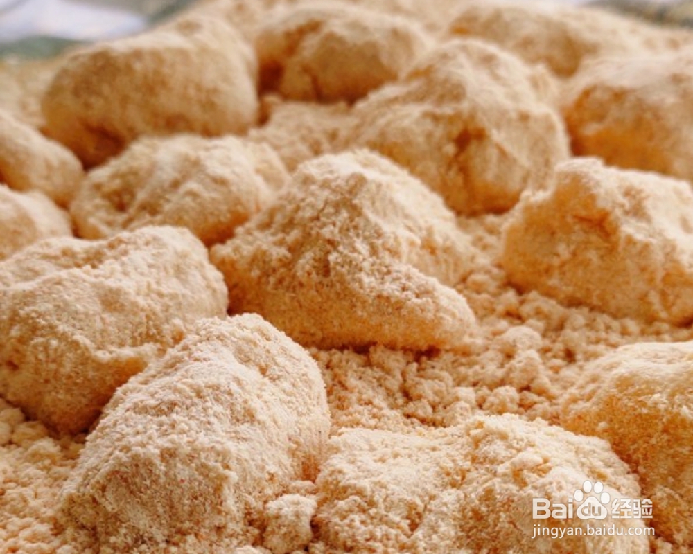 小孩子超喜欢的黄豆粉粘糯米球