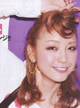 萝莉感辫子发型设计