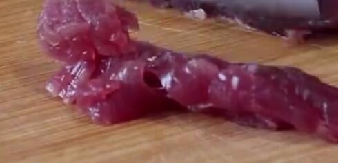 如何做下饭好吃的小炒牛肉