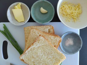 吐司蒜蓉棒的做法