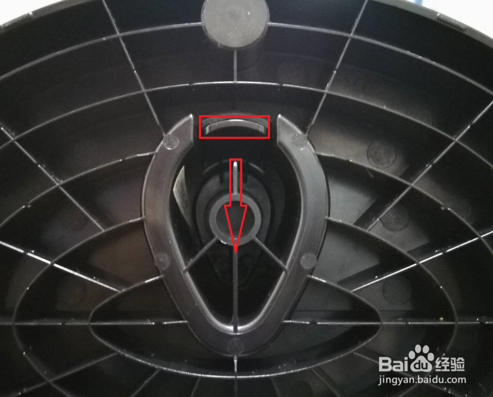 联想LI2041wA显示器支架拆卸方法