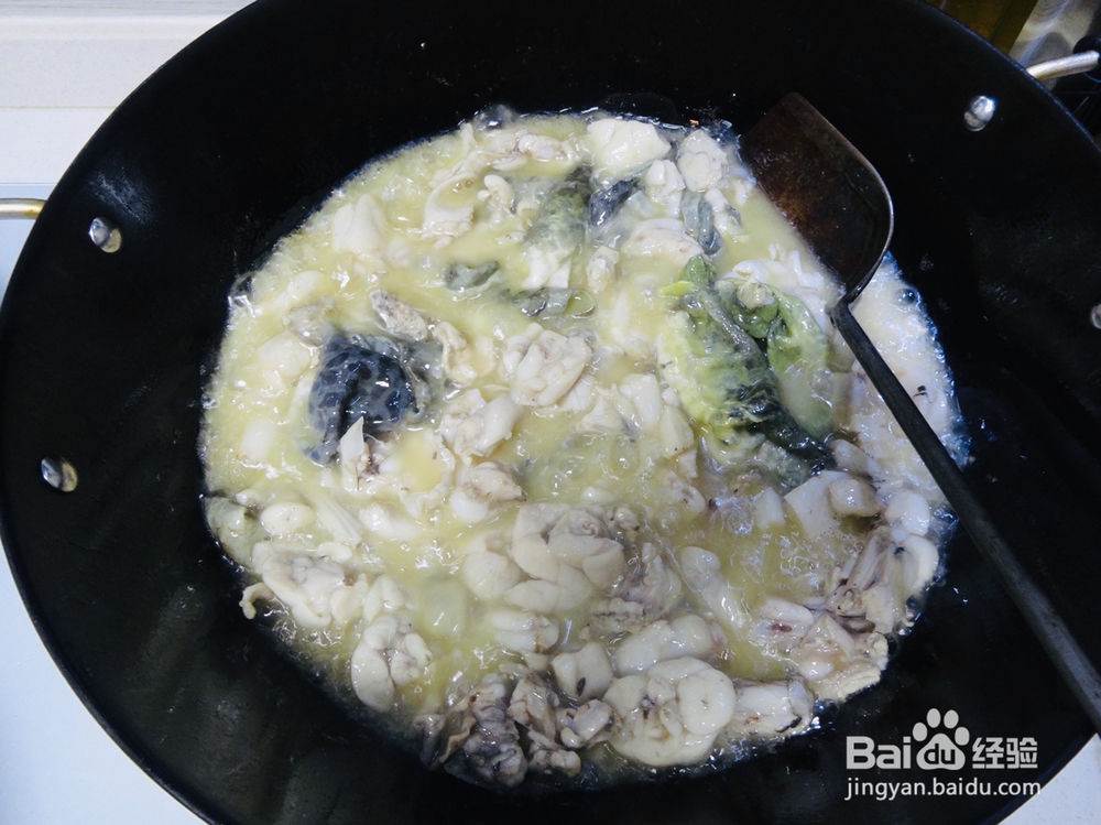 怎么吃都不腻的泡椒仔姜牛蛙