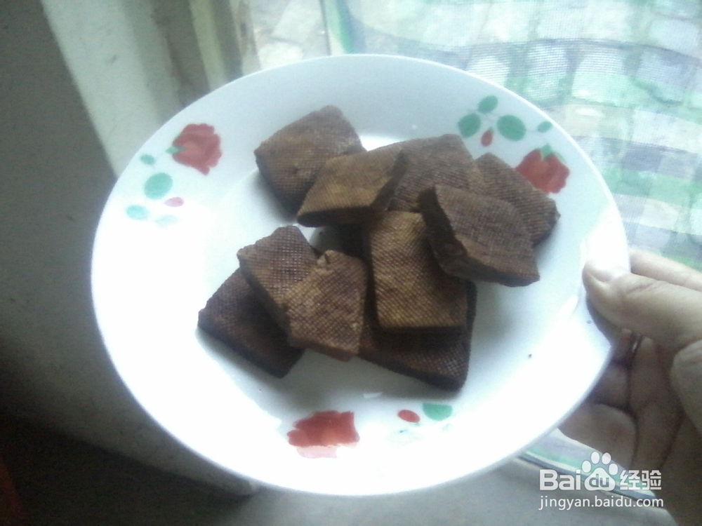 凉拌猪耳朵的家庭做法