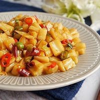 如何做美味的酸辣藕丁