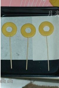 电饭煲轻松自制孩子爱吃的大果粒酸奶