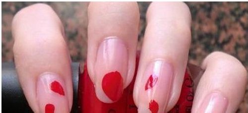 用爆裂指甲油DIY指甲彩绘