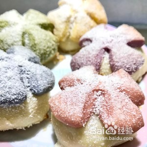 椰蓉五彩风车椰浆豆沙面包的做法