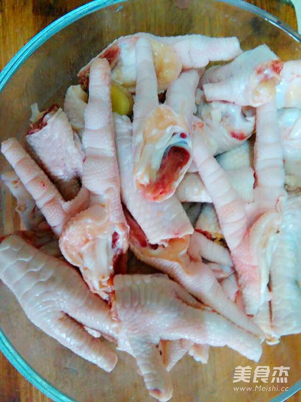 泡椒凤爪的做法
