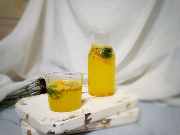 百香果青柠气泡水