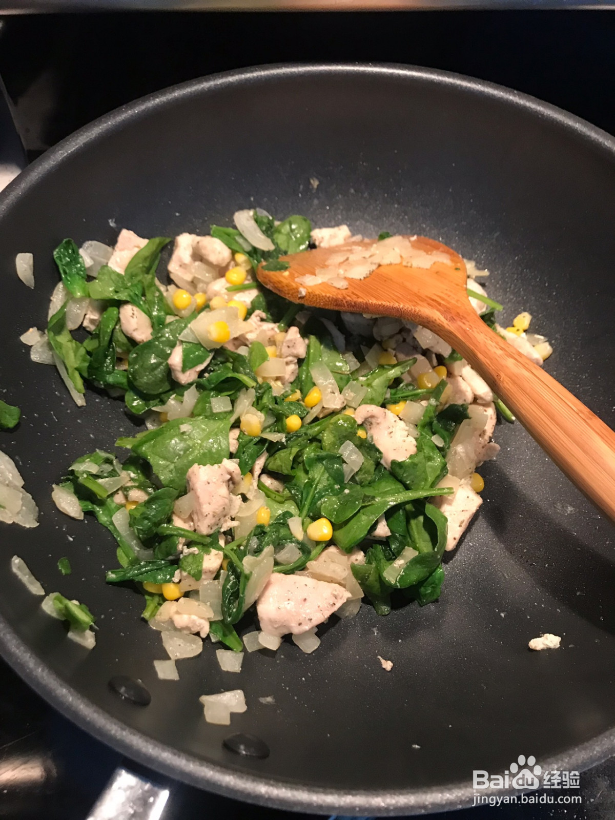 鸡胸肉菠菜咸派的做法