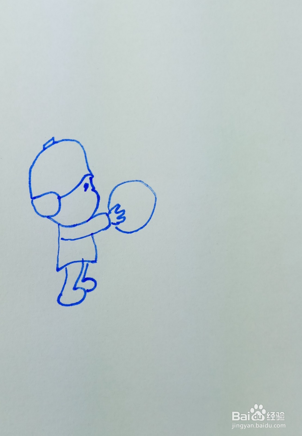 怎样画儿童简笔画小p优优站在巴特尔的嘴巴上？