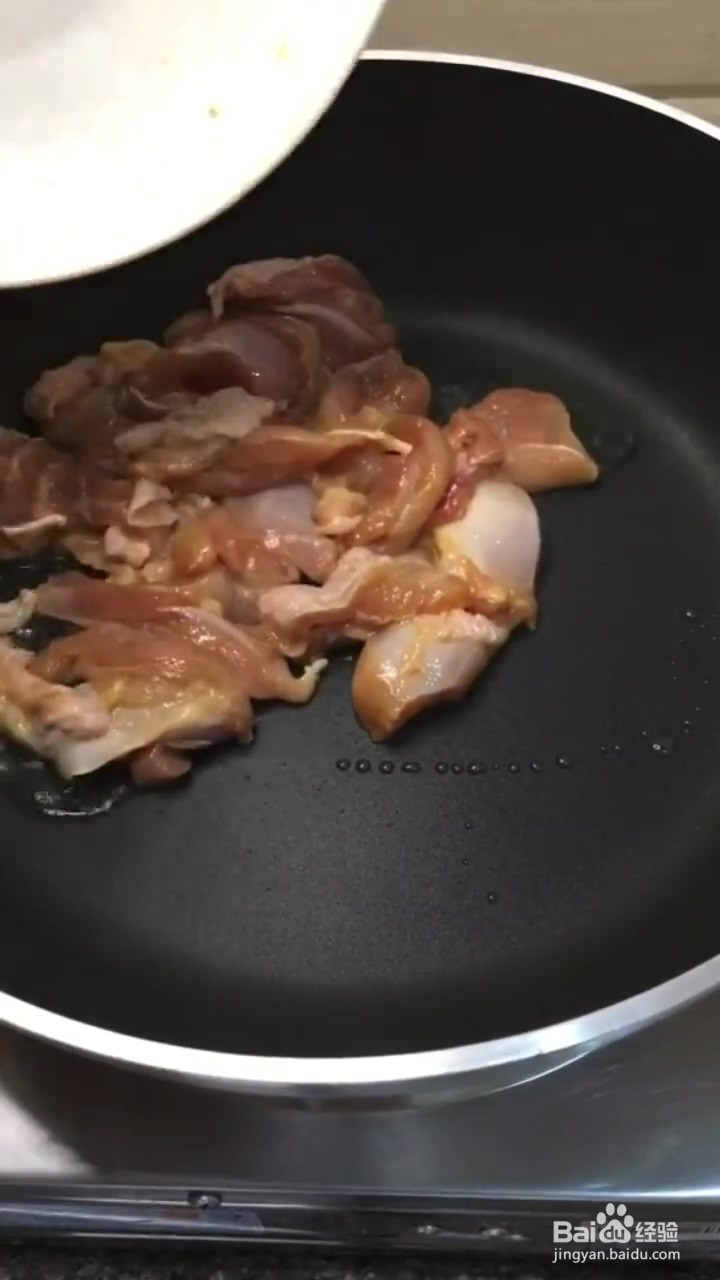 如何制作丝瓜炒鸡肉