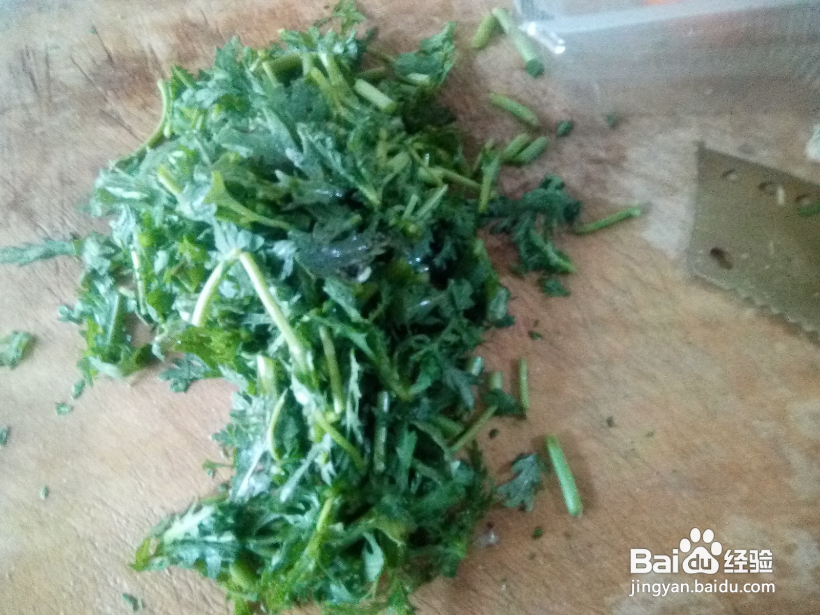 茼蒿鸡蛋干炒小肚