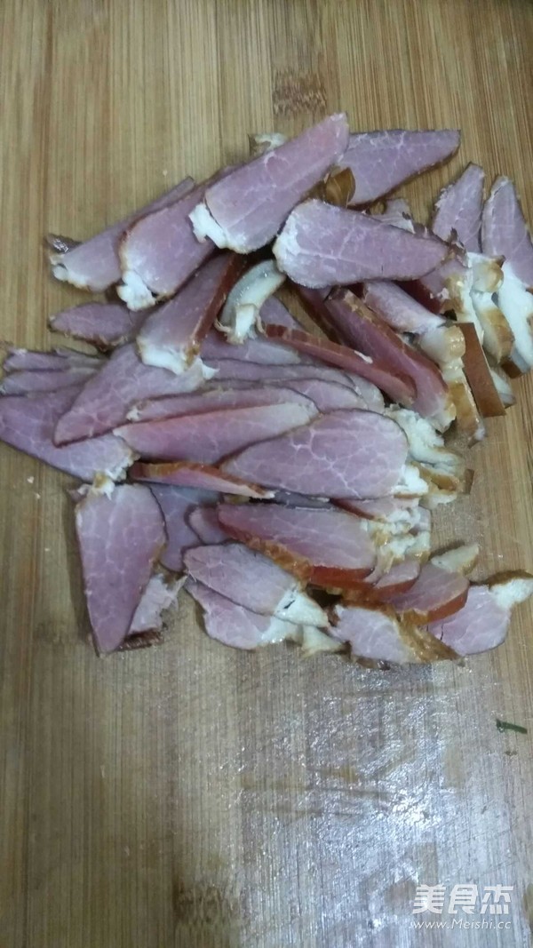 蒜苗腊肉的做法