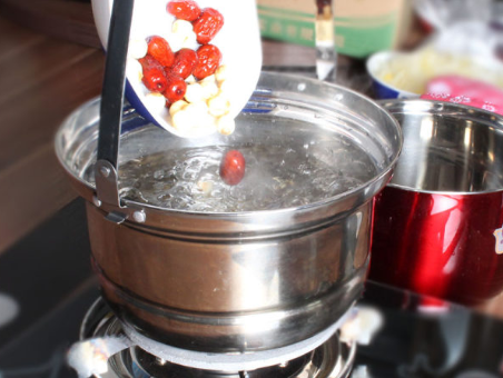 超市买的干莲子怎么吃