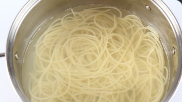 怎样做一道味道鲜美的海鲜意粉？