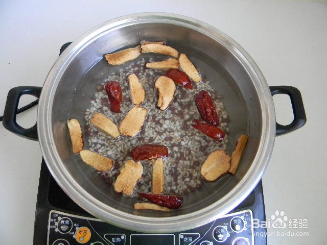 花样主食——薏米红豆红枣粥