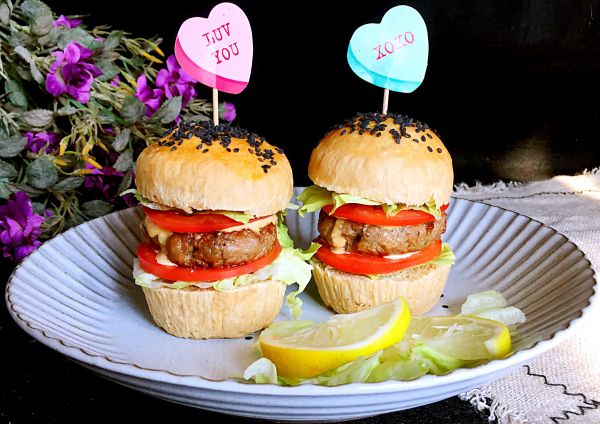 鹅肝酱牛肉汉堡