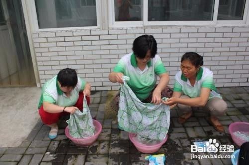 脑油怎么洗干净