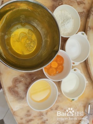 香葱肉松蛋糕卷的做法