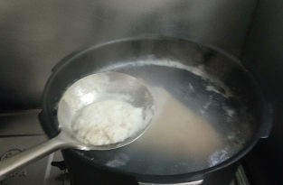 宴客看家菜招财肘子的攻略