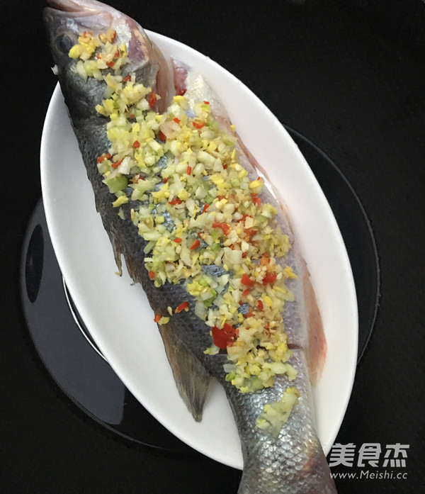 年年有余--清蒸鲈鱼