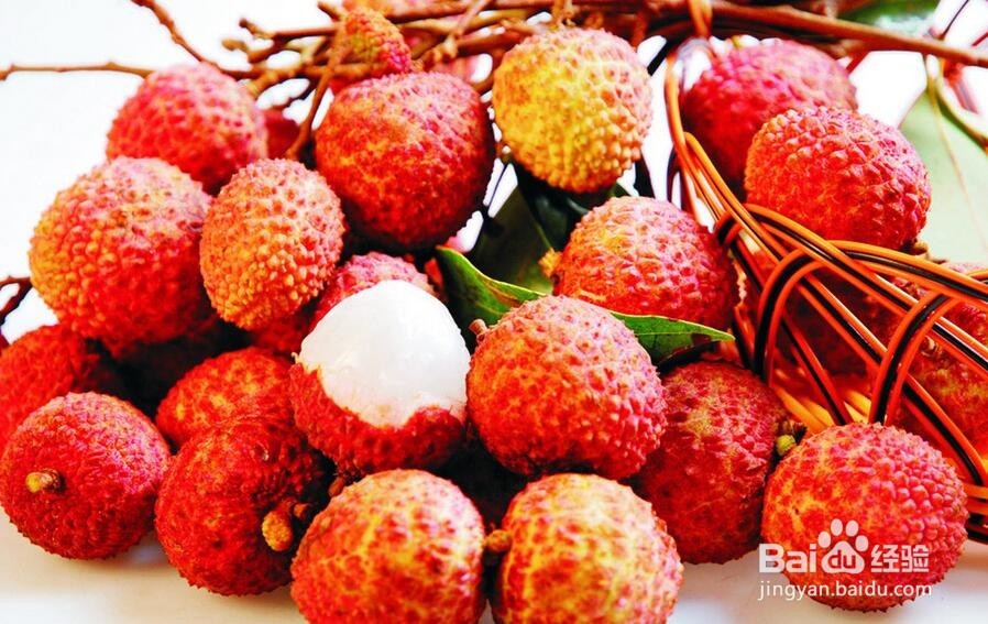 怎么挑选新鲜可口的荔枝？