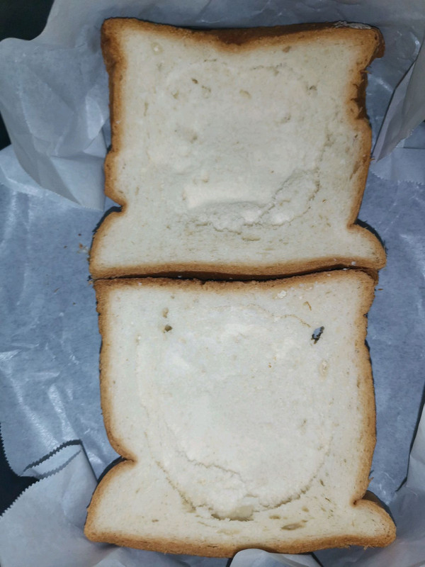 爆浆蓝莓乳酪吐司