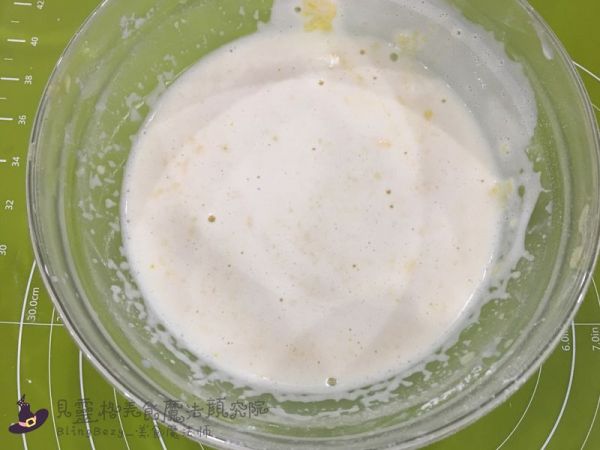 奶冻裱花马芬杯子蛋糕