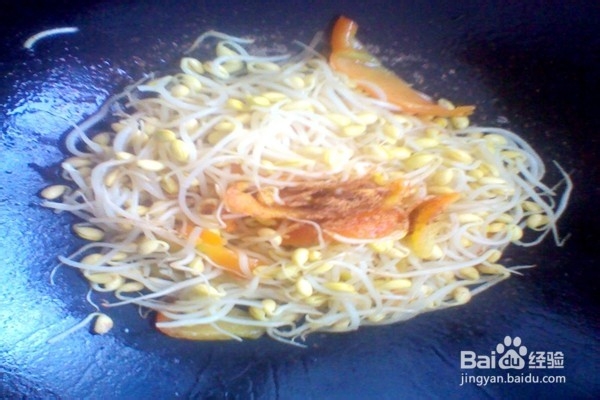 红甜椒炒黄豆芽-------营养美味