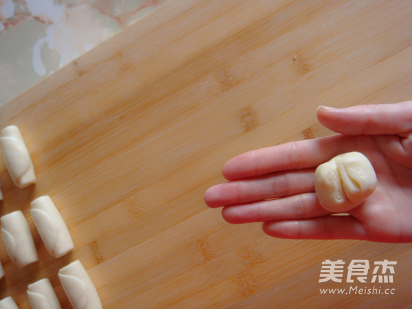 创意中式酥皮点心红梅报春