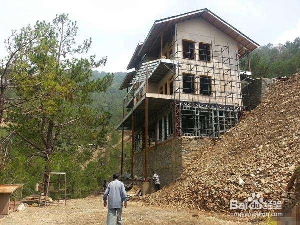 住宅怎样造靠山